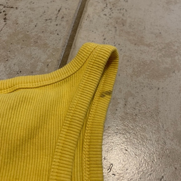 No Boundaries Yellow Ribbed Tank Top - Size Small - Picture 4 of 6
